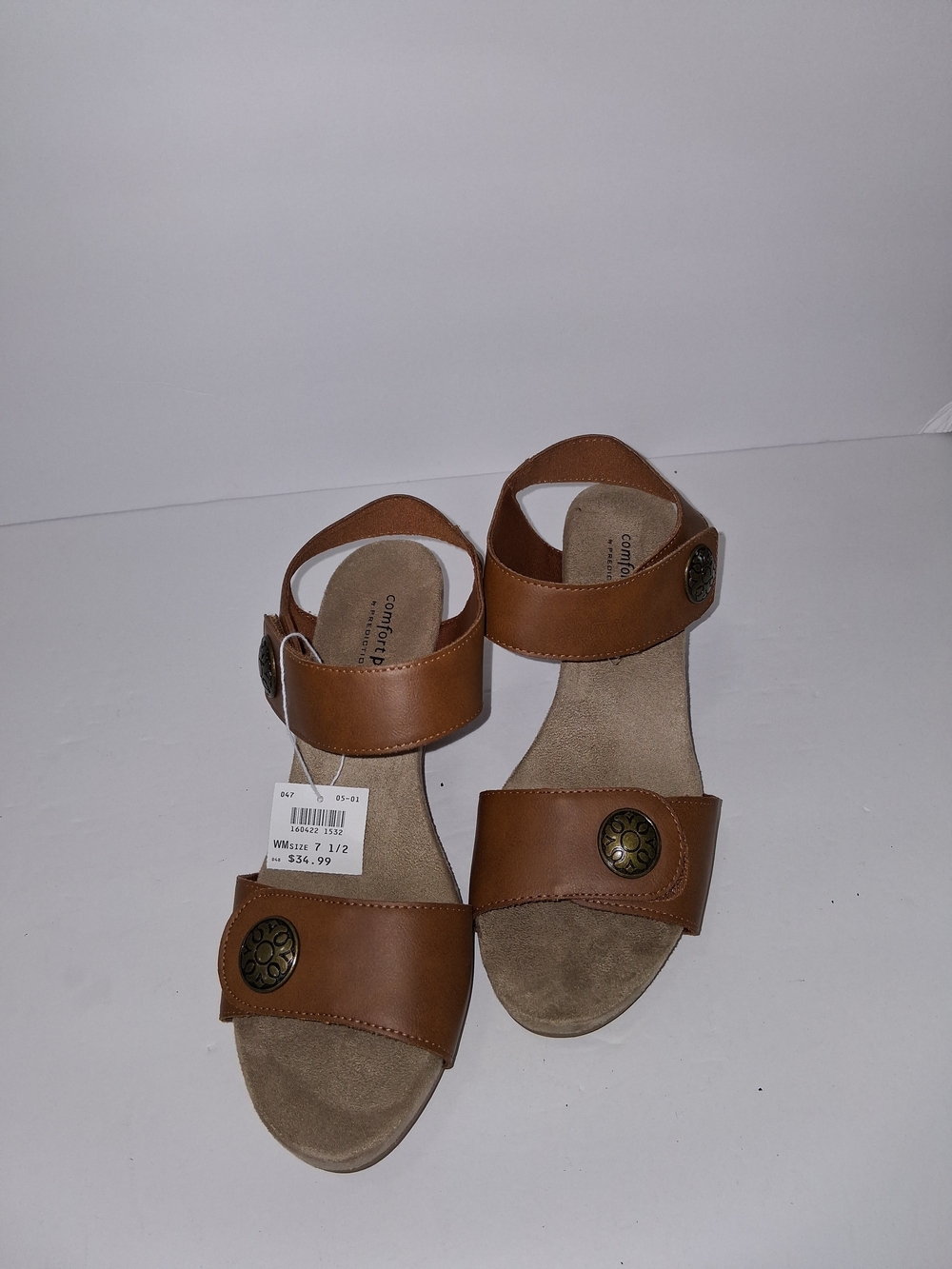 comfort plus by Predictions Women’s Brown Strap Sandals